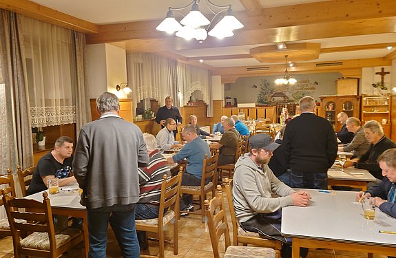 40. Preisschnapsen des ÖAAB Puchberg im Gasthof "Schwarzer Adler"